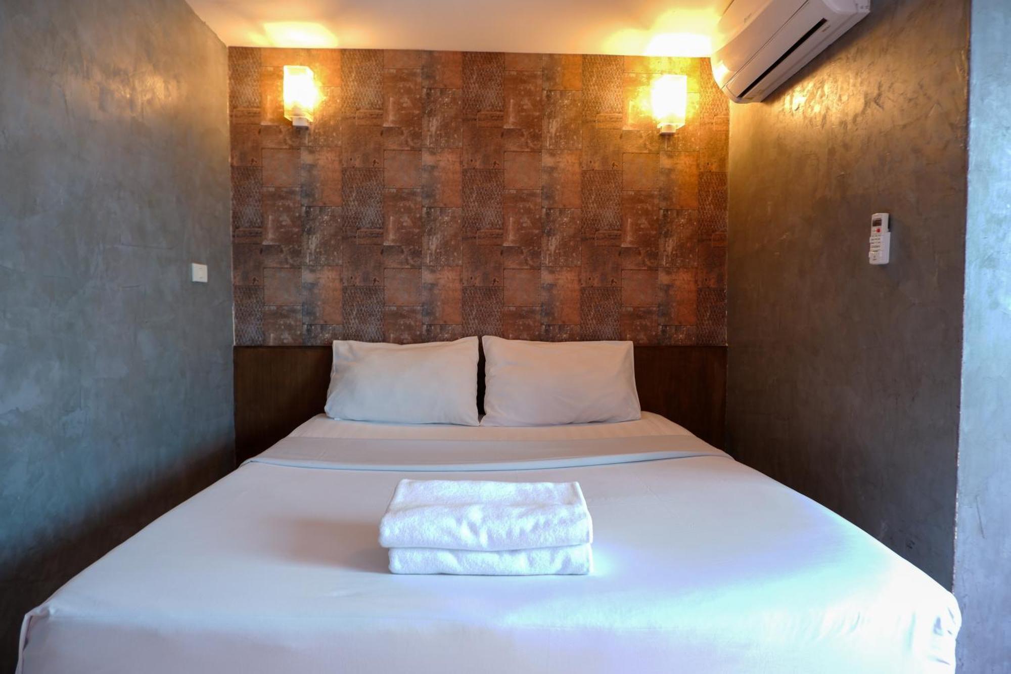 18 Coins Budget Hotel Pattaja Kültér fotó