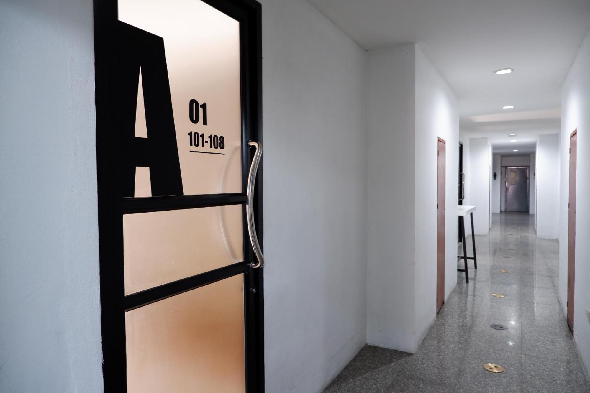 18 Coins Budget Hotel Pattaja Kültér fotó