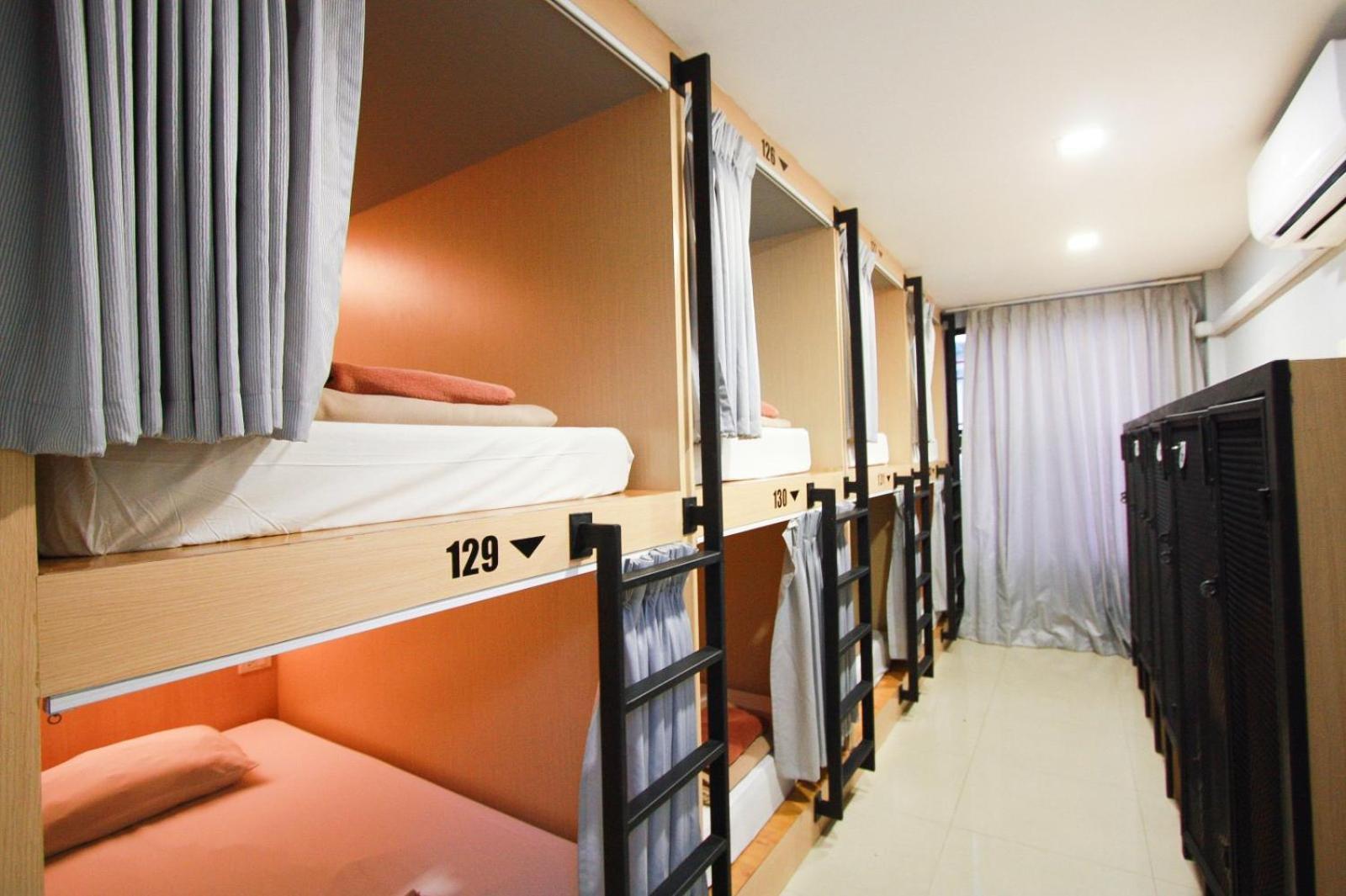 18 Coins Budget Hotel Pattaja Szoba fotó