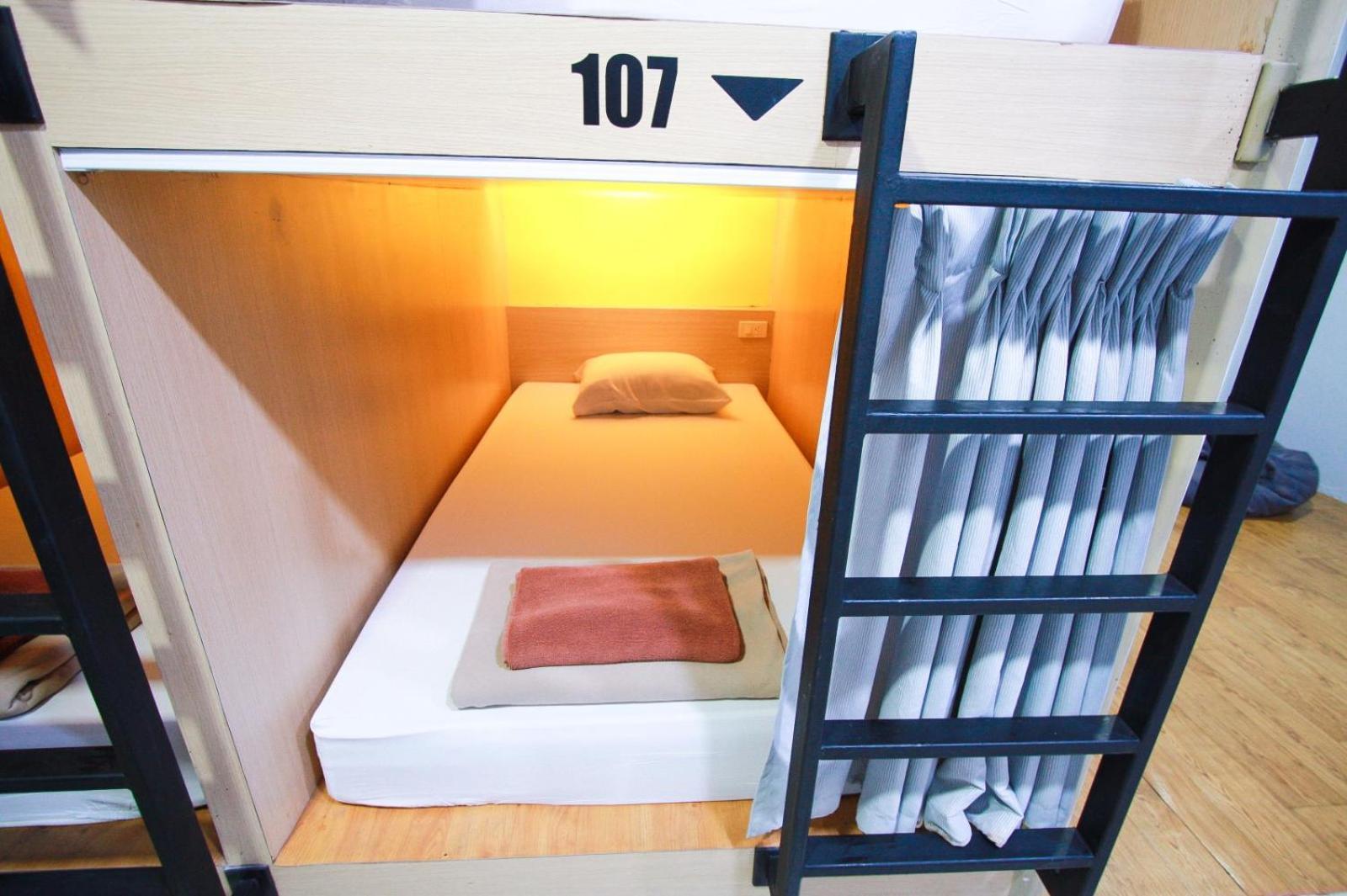 18 Coins Budget Hotel Pattaja Kültér fotó